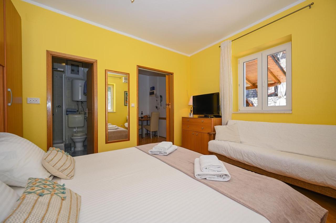 La Rocca Apartment *